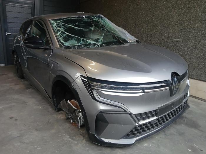Renault Megane E-Tech 40 kWh Sloopvoertuig (2025, Grijs)