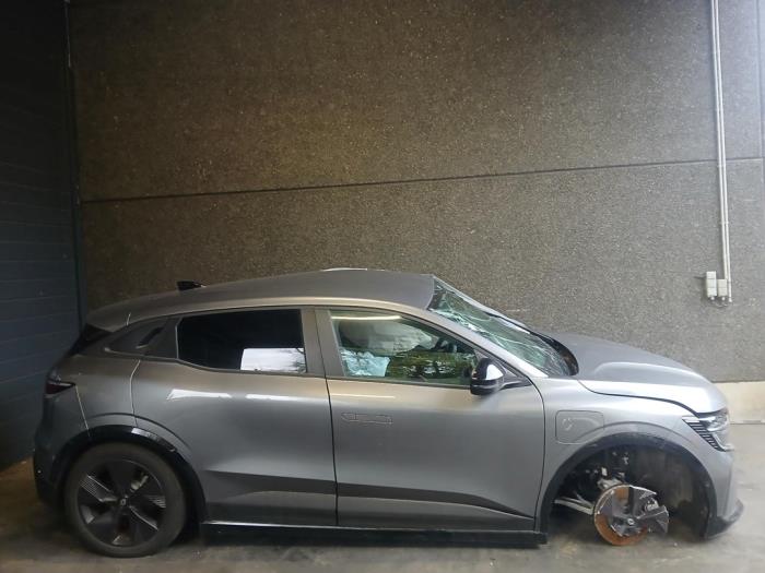 Renault Megane E-Tech 40 kWh Sloopvoertuig (2025, Grijs)