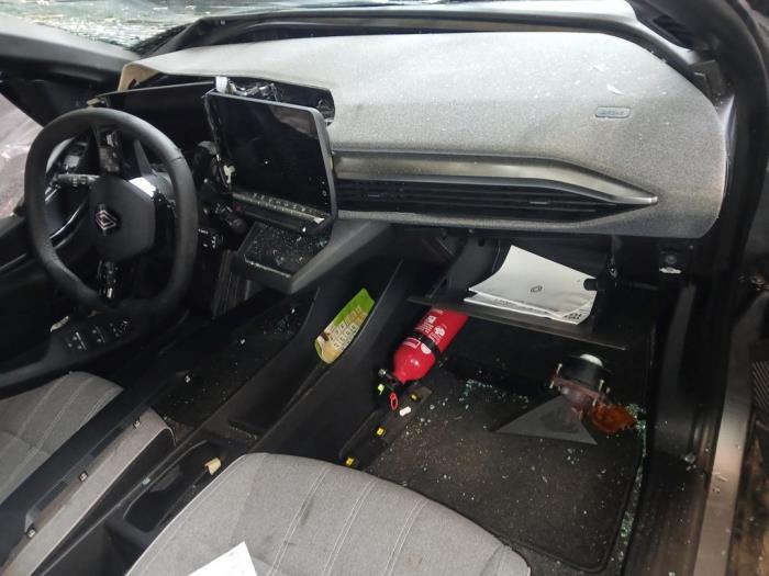 Renault Megane E-Tech 40 kWh Sloopvoertuig (2025, Grijs)