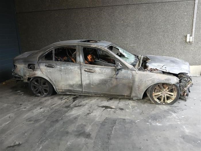 Mercedes C 2.2 C-220 CDI 16V BlueEFFICIENCY Skrotfordon (2012, ZILVER)