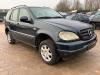 Mercedes ML I 270 2.7 CDI 20V Sloopvoertuig (2000, Zwart)