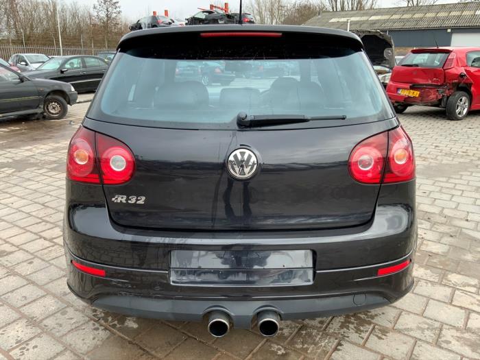 Volkswagen Golf V 4Motion 3.2 R32 V6 24V Sloopvoertuig (2007, Zwart)