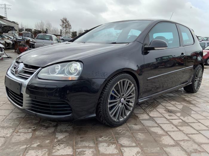 Volkswagen Golf V 4Motion 3.2 R32 V6 24V Sloopvoertuig (2007, Zwart)