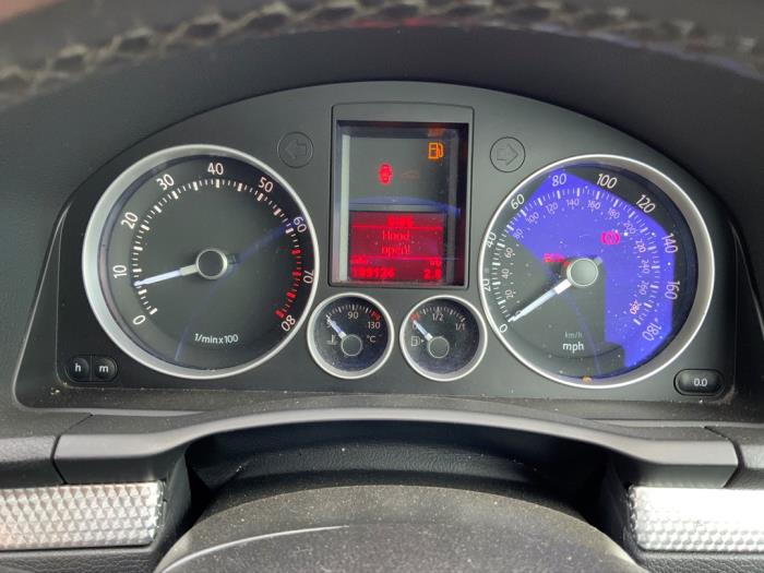 Volkswagen Golf V 4Motion 3.2 R32 V6 24V Sloopvoertuig (2007, Zwart)