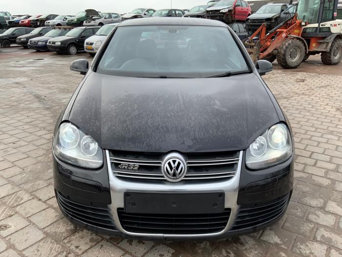 Volkswagen Golf V 4Motion 3.2 R32 V6 24V Sloopvoertuig (2007, Zwart)