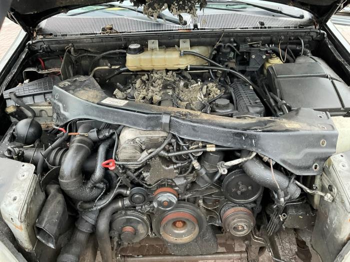 Mercedes ML I 270 2.7 CDI 20V Skrotfordon (2000, ZWART)