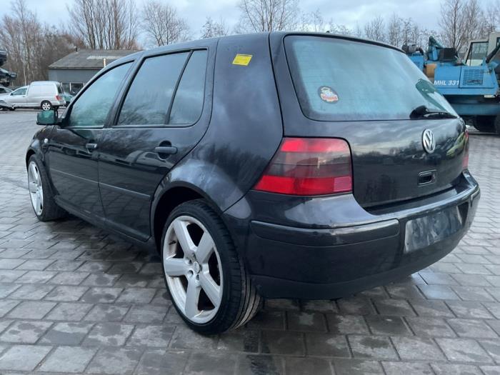 Volkswagen Golf IV 1.9 TDI 130 Sloopvoertuig (2002, Zwart)