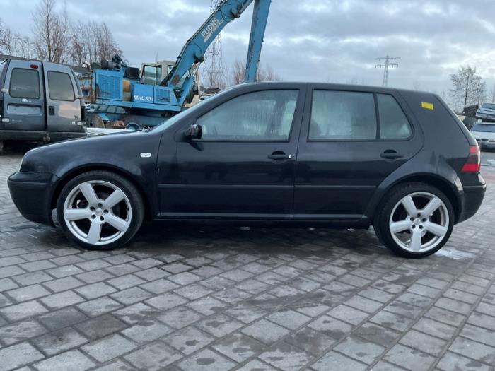 Volkswagen Golf IV 1.9 TDI 130 Sloopvoertuig (2002, Zwart)