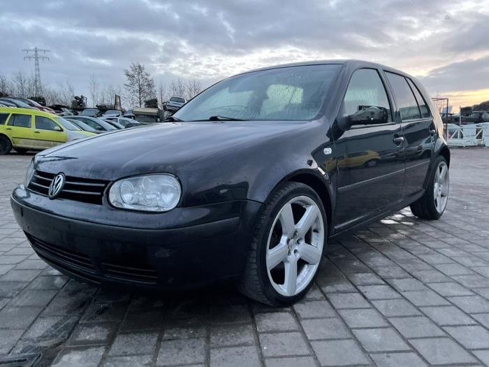 Volkswagen Golf IV 1.9 TDI 130 Sloopvoertuig (2002, Zwart)