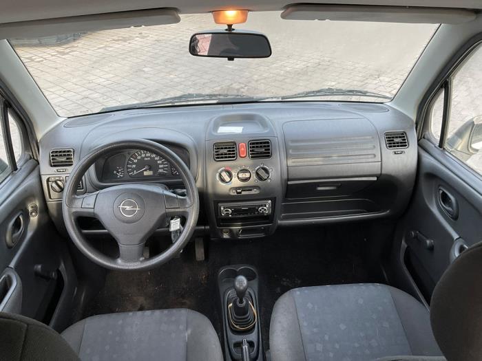 Opel Agila 1.0 12V Twin Port Samochód złomowany (2003, Szary)