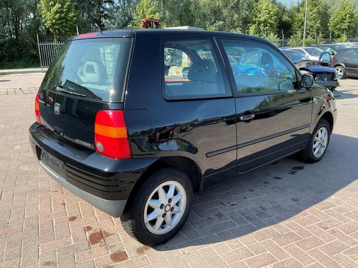 Seat Arosa 1.4 MPi Skrotfordon (2000, ZWART)