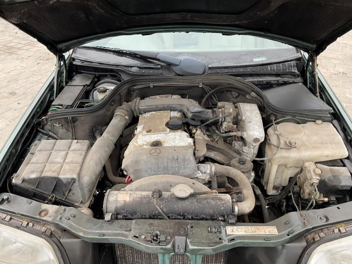 Mercedes C 1.8 C-180 16V Samochód złomowany (1995, Zielony)
