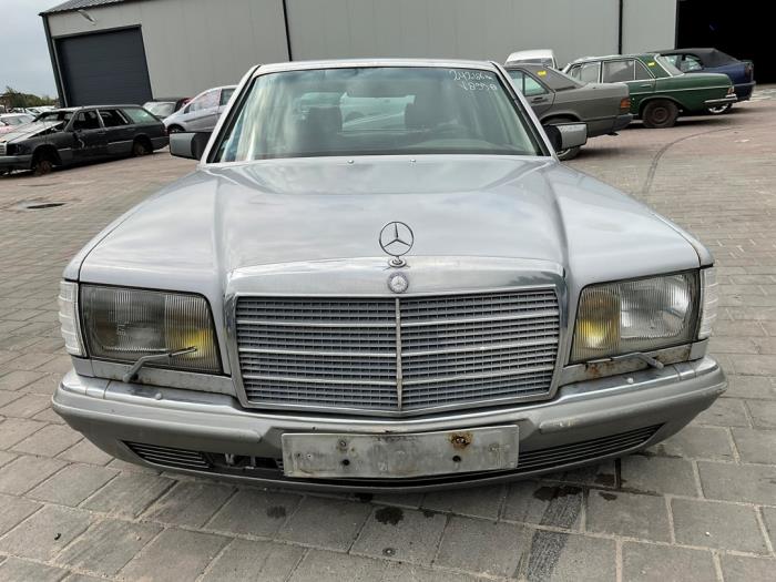 Mercedes S 500 SE,SEL RUF Samochód złomowany (1982, Szary)