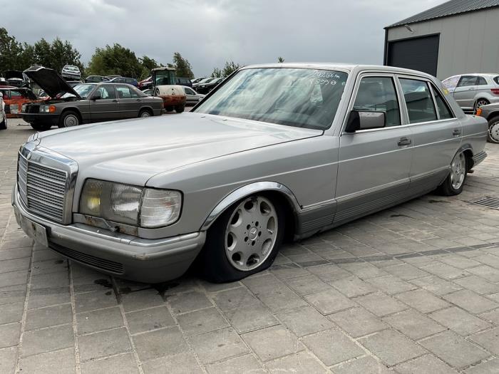 Mercedes S 500 SE,SEL RUF Samochód złomowany (1982, Szary)