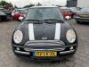 Mini Mini One/Cooper 1.6 16V Cooper Schadevoertuig (2003, Zwart)
