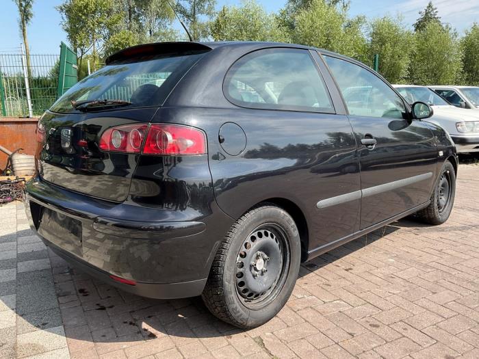 Seat Ibiza III 1.4 16V 100 Skrotfordon (2002, ZWART)
