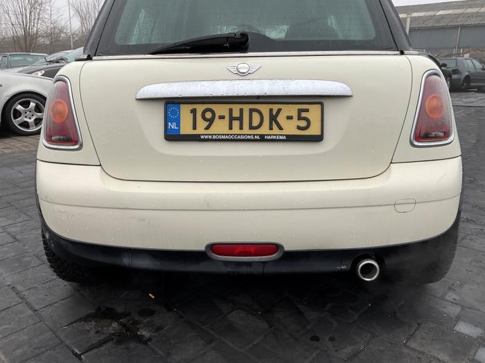 Mini Mini 1.6 Cooper D 16V Schadevoertuig (2007, Wit, Zwart)