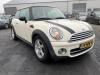 Mini Mini 1.6 Cooper D 16V Schadevoertuig (2007, Wit, Zwart)