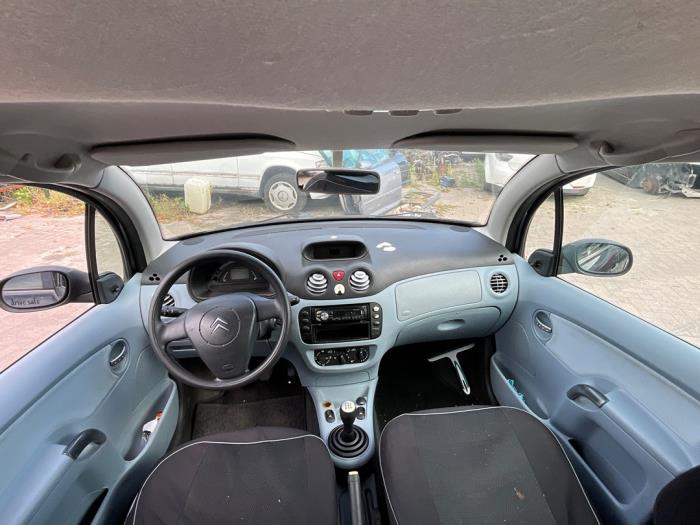 Citroen C3 1.1 Schadevoertuig (2003, Zwart)