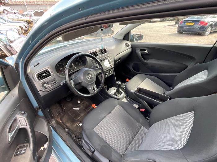 Volkswagen Polo V 1.2 TDI 12V BlueMotion Skrotfordon (2010, BLAUW)