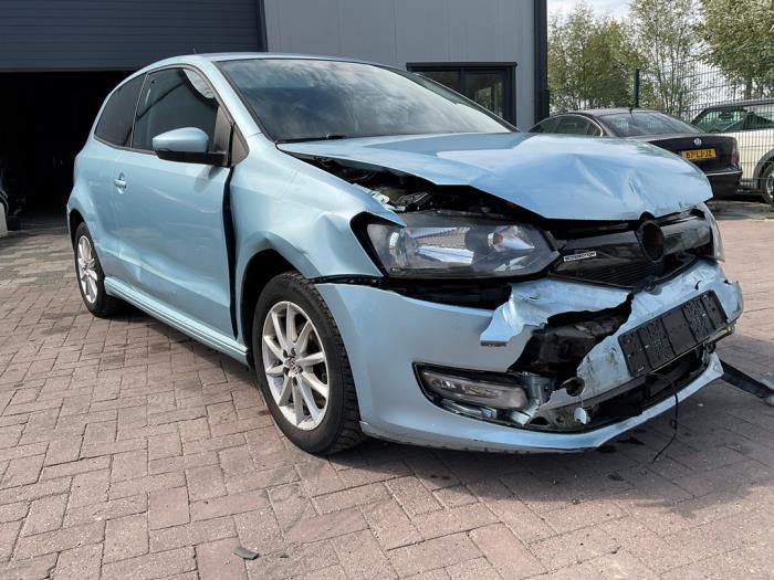 Volkswagen Polo V 1.2 TDI 12V BlueMotion Skrotfordon (2010, BLAUW)