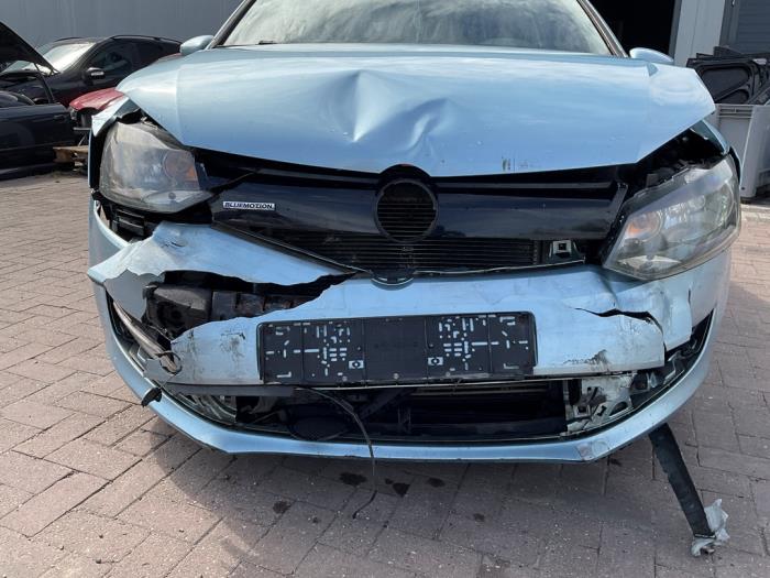 Volkswagen Polo V 1.2 TDI 12V BlueMotion Skrotfordon (2010, BLAUW)