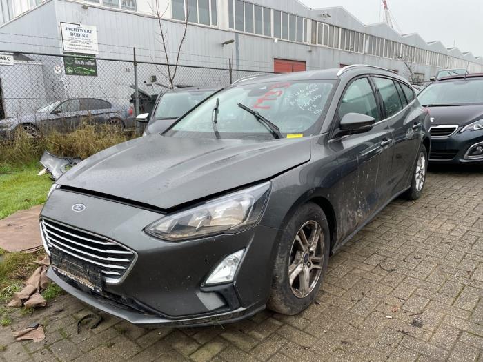 Ford Focus 4 Wagon 1.0 Ti-VCT EcoBoost 12V 125 Sloopvoertuig (2019, Grijs)