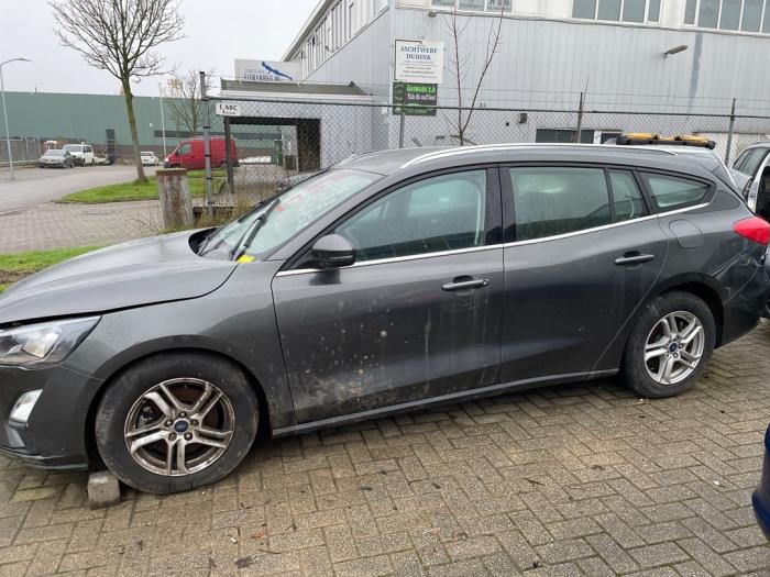 Ford Focus 4 Wagon 1.0 Ti-VCT EcoBoost 12V 125 Sloopvoertuig (2019, Grijs)