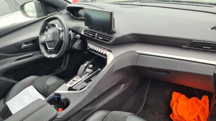 Peugeot 5008 II 2.0 BlueHDi 180 16V Sloopvoertuig (2021, Zwart)