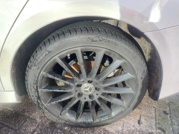 Mercedes A Limousine 1.5 A-180d Skrotfordon (2019, WIT)