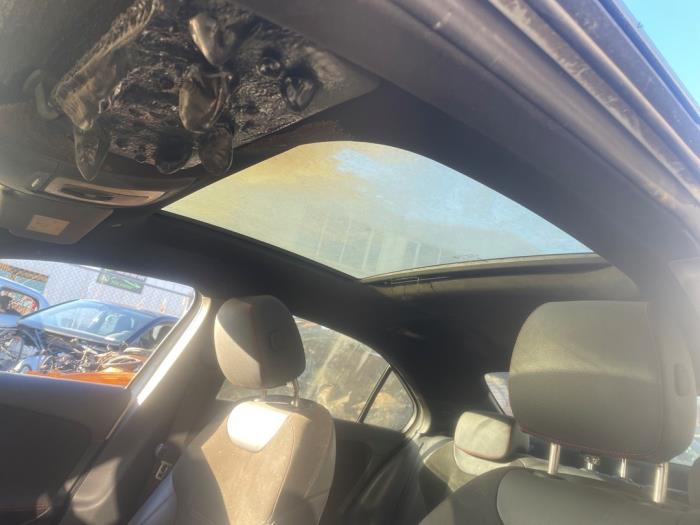 Mercedes A Limousine 1.5 A-180d Skrotfordon (2019, WIT)