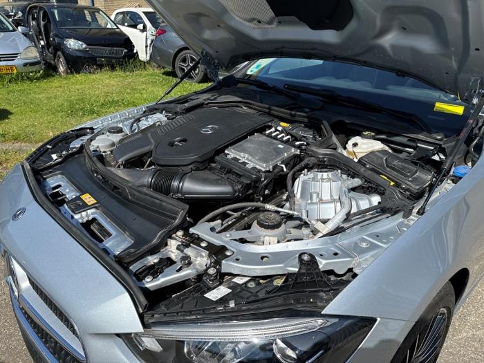 Mercedes C Estate C-200 1.5 EQ Boost Skrotfordon (2024, GRIJS)