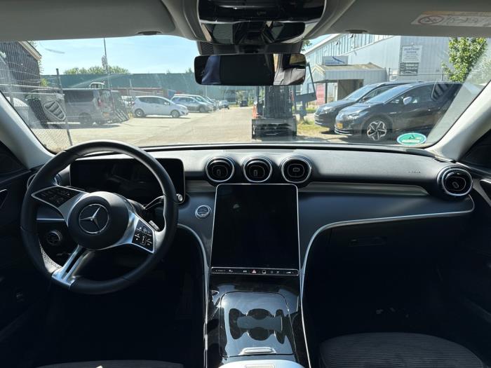 Mercedes C Estate C-200 1.5 EQ Boost Skrotfordon (2024, GRIJS)