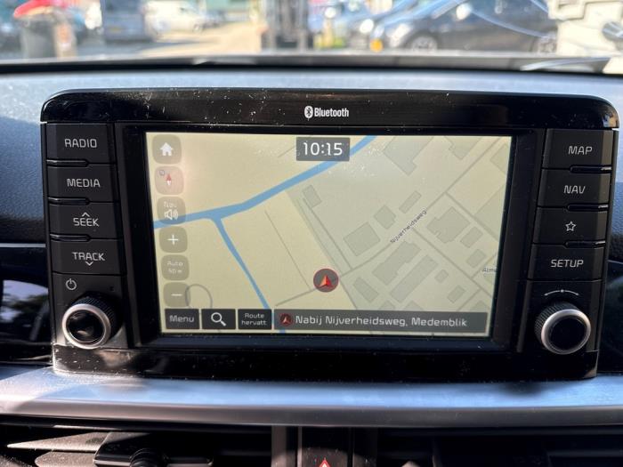 Kia Picanto 1.0 12V Skrotfordon (2017, GRIJS)