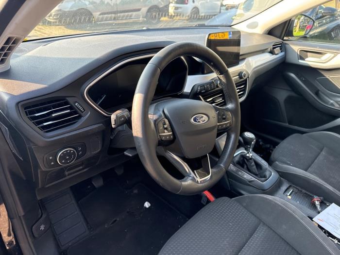 Ford Focus 4 Wagon 1.5 EcoBlue 120 Épave (2018, Noir)