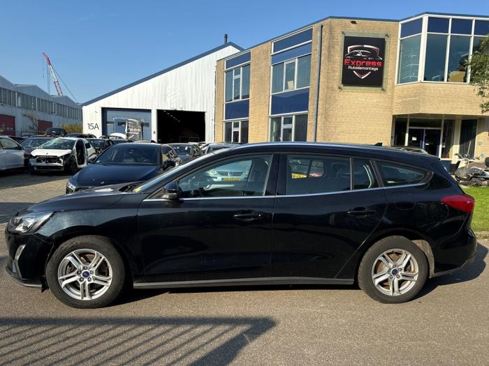Ford Focus 4 Wagon 1.5 EcoBlue 120 Épave (2018, Noir)