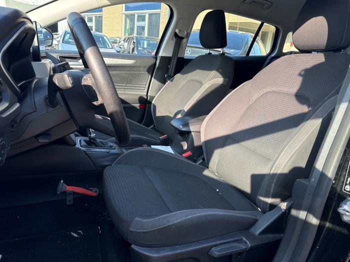 Ford Focus 4 Wagon 1.5 EcoBlue 120 Épave (2018, Noir)