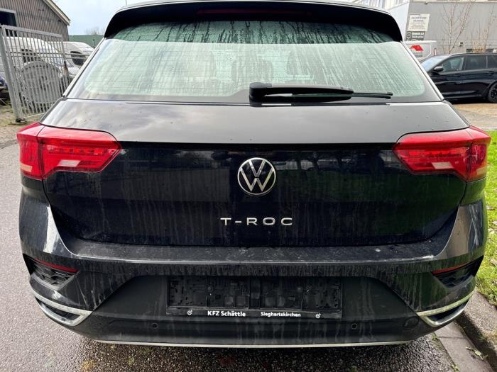 Volkswagen T-Roc I 1.0 TSI 12V Skrotfordon (2021, ZWART)