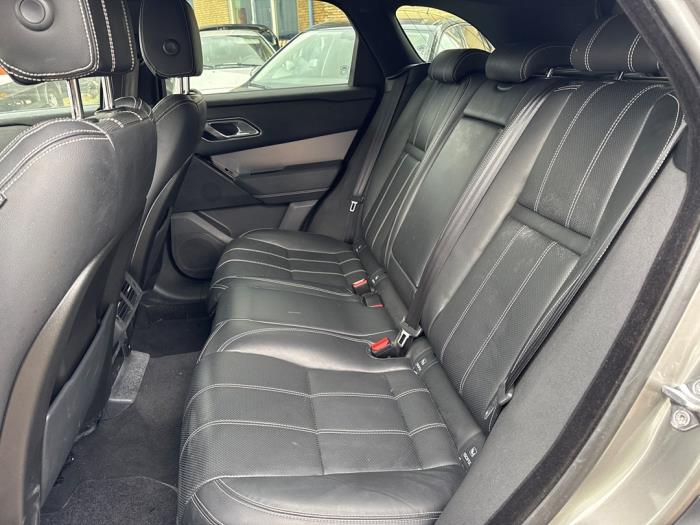 Landrover Range Rover Velar 2.0 D180 AWD Skrotfordon (2018, GRIJS)