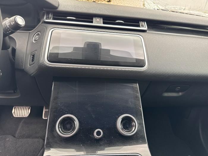 Landrover Range Rover Velar 2.0 D180 AWD Skrotfordon (2018, GRIJS)