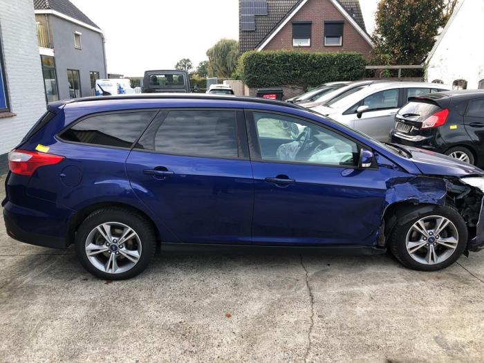 Ford Focus 3 Wagon 1.0 Ti-VCT EcoBoost 12V 125 Sloopvoertuig (2014, Blauw)