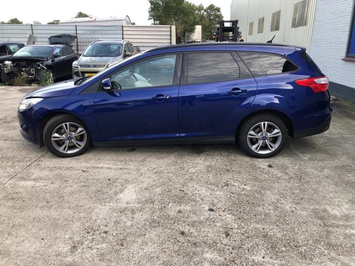 Ford Focus 3 Wagon 1.0 Ti-VCT EcoBoost 12V 125 Sloopvoertuig (2014, Blauw)