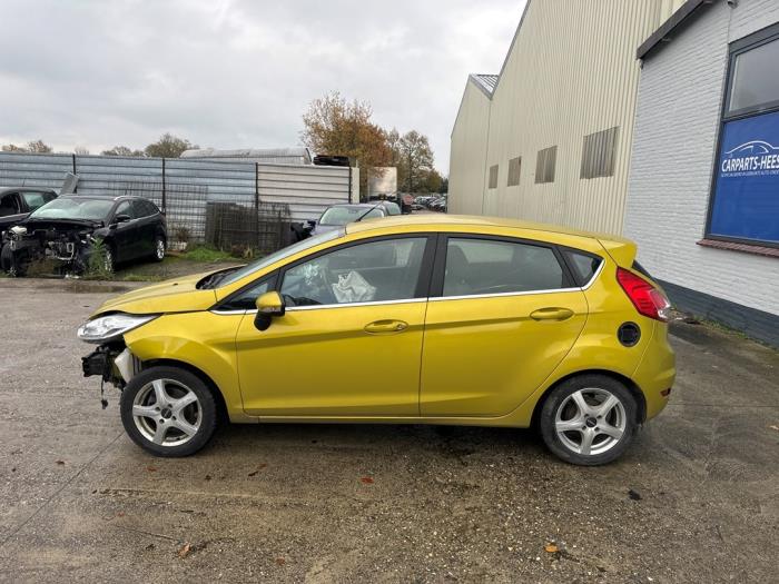 Ford Fiesta 6 1.0 EcoBoost 12V 100 Sloopvoertuig (2013, MUSTARD OLIVE)