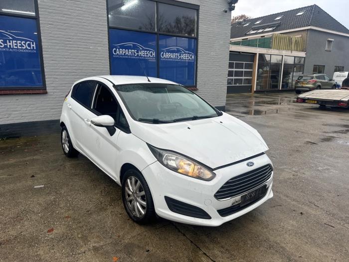 Ford Fiesta 6 1.0 Ti-VCT 12V 65 Sloopvoertuig (2015, Wit)