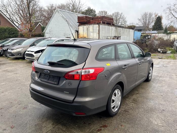 Ford Focus 3 Wagon 1.0 Ti-VCT EcoBoost 12V 125 Samochód złomowany (2013, LUNAR SKY)