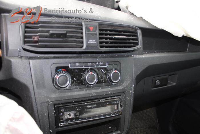 Volkswagen Caddy IV 1.4 TSI 16V Sloopvoertuig (2020, Zwart)