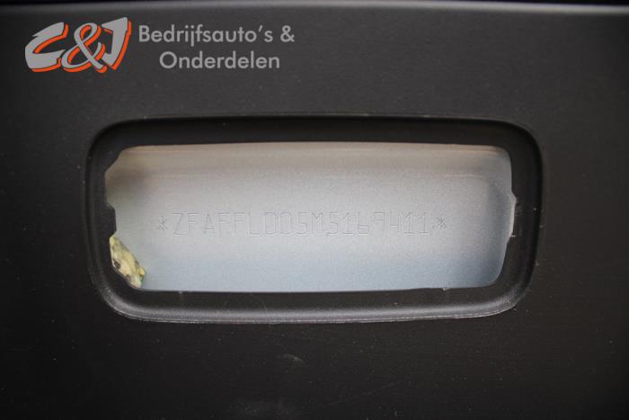 Fiat Talento 2.0 EcoJet BiTurbo 120 Skrotfordon (2021, WIT)