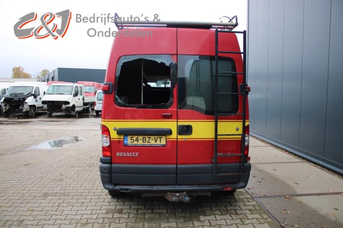 Renault Master II 2.5 dCi 16V 115 Skrotfordon (2006, ROOD)