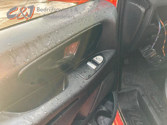 Mercedes Vito 2.2 114 CDI 16V Skrotfordon (2016, ROOD)