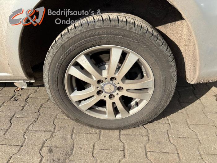 Mercedes Vito Tourer 2.2 116 CDI 16V Skrotfordon (2015, ZILVER)